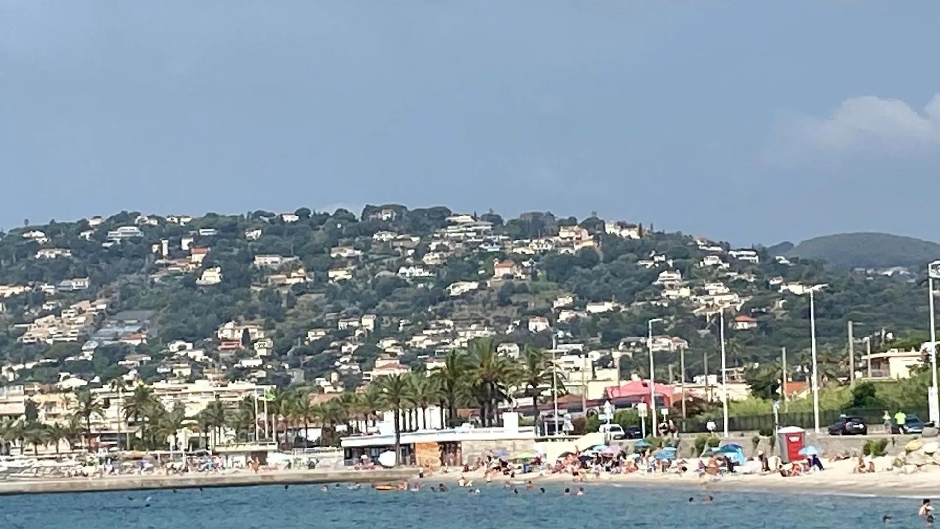 Golfe Juan, Quiet Apartment With Pool, Near The Beach Vallauris France